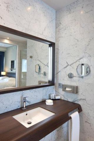 Blue Woods Hotel - Deerlijk Δωμάτιο φωτογραφία